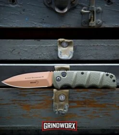 Boker Kalashnikov Desert Warrior Dagger Automatic Knife - Copper Plain -Knives Shop Boker Desert Warrior Kalashnikov Dagger Automatic Knife OD Green Copper BHQ30436 kp tool box 2 web large