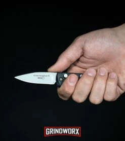 Boker Desert Warrior Mini Kalashnikov OD Green Automatic Knife - Copper Plain 15 Boker Desert Warrior Mini Kalashnikov OD Green Automatic Knife - Copper Plain -Knives Shop Boker Mini Kalashnikov Automatic Knife Black Bead Blast 01KALS73 BHQ 10758 kp in hand web large 2